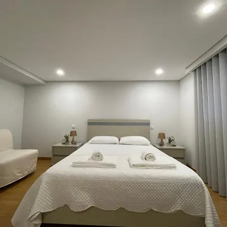 Casa Branquinhas - No Minho Com Piscina! *