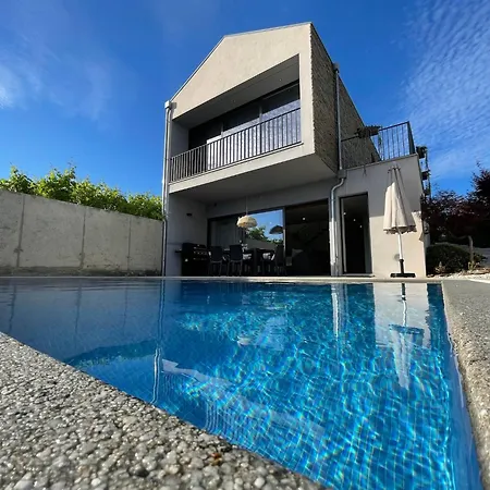 Casa de Férias Casa Branquinhas - Ferias No Minho Com Piscina!